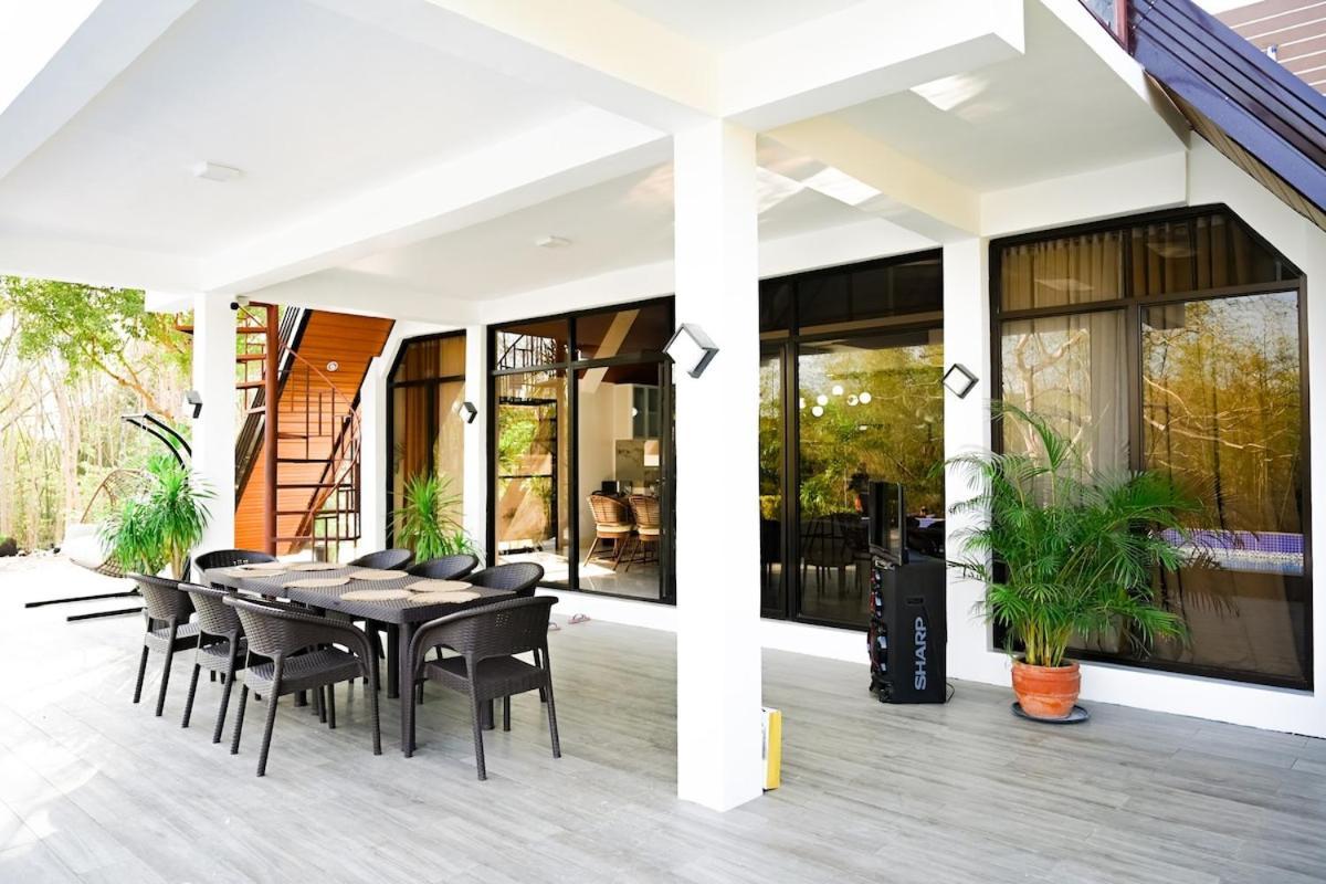 Redwood Cabin Bolinao Экстерьер фото