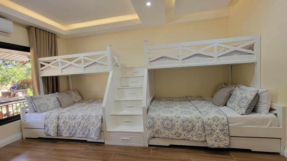 Redwood Cabin Bolinao Экстерьер фото