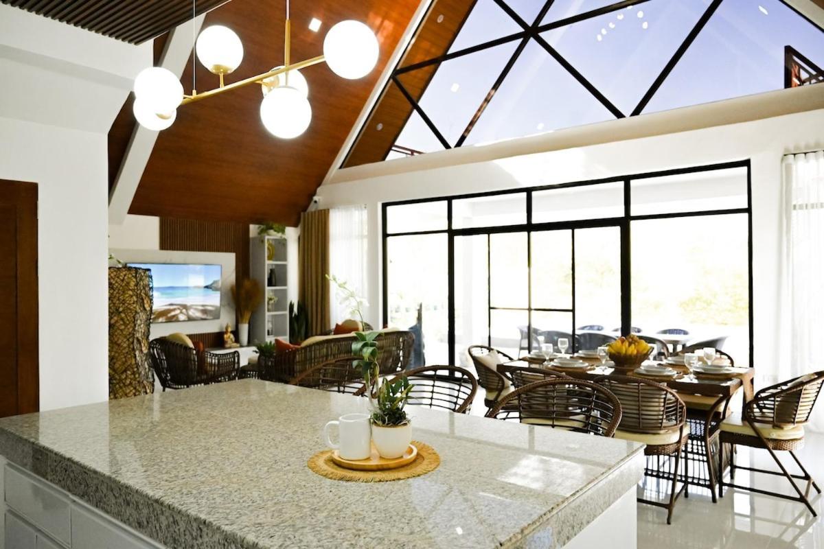 Redwood Cabin Bolinao Экстерьер фото